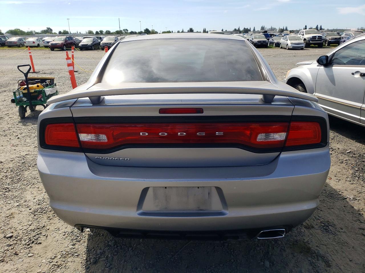 Dodge Charger Se