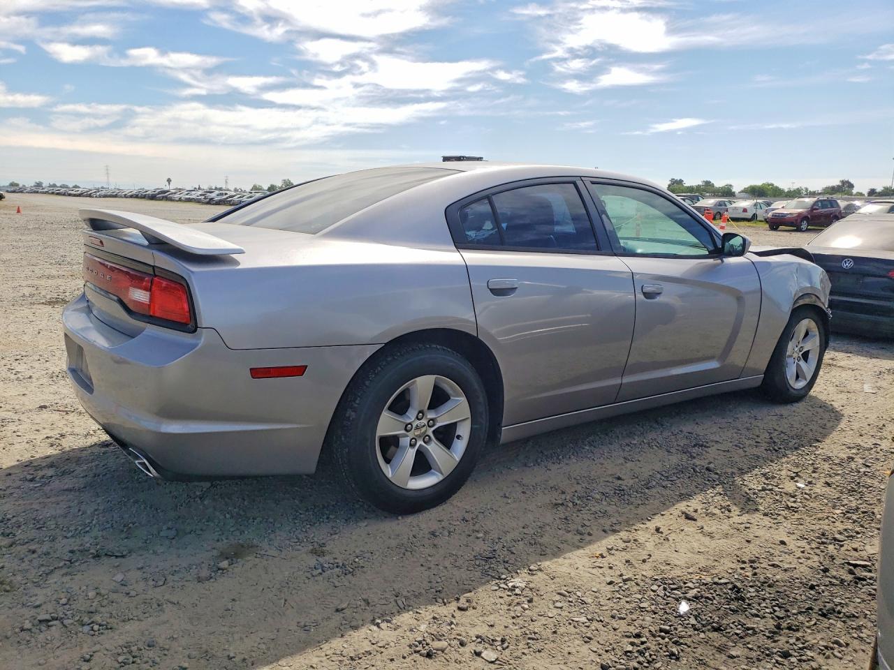 Dodge Charger Se