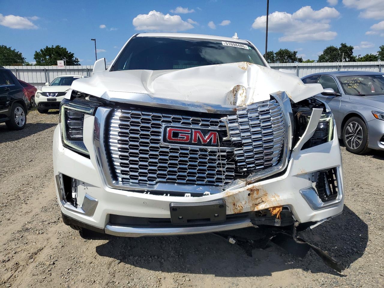 GMC Yukon Denali