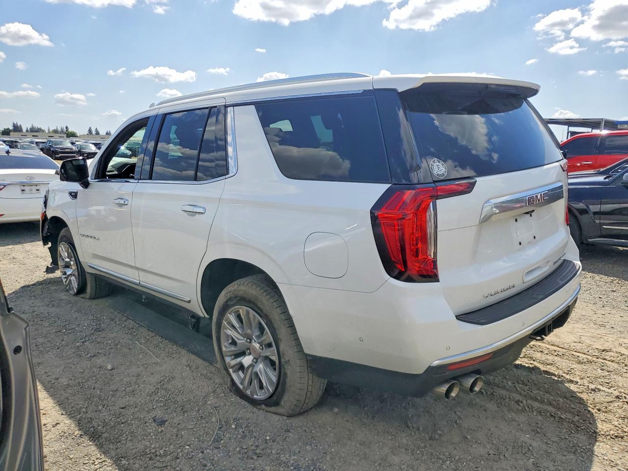 GMC Yukon Denali