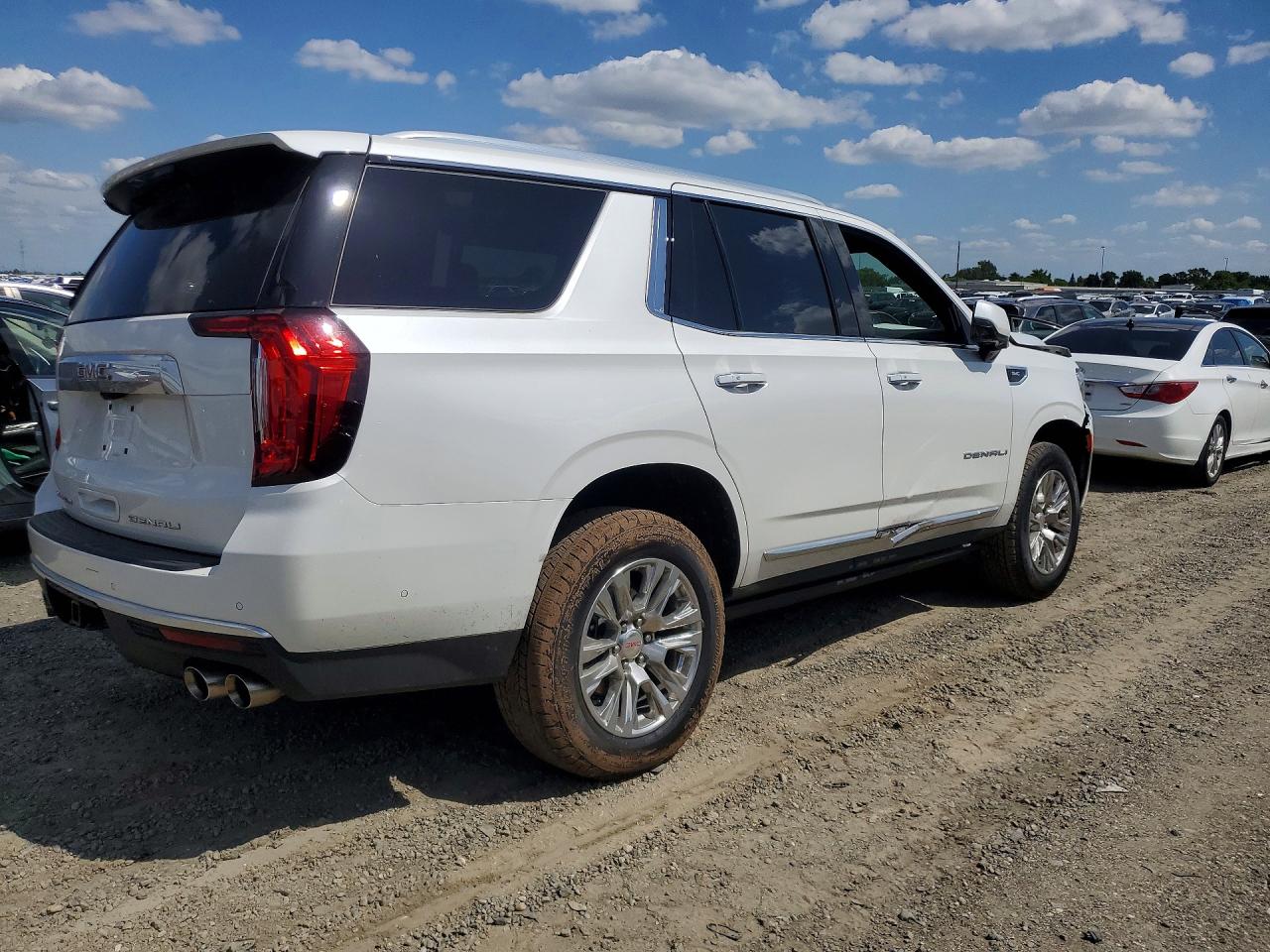 GMC Yukon Denali