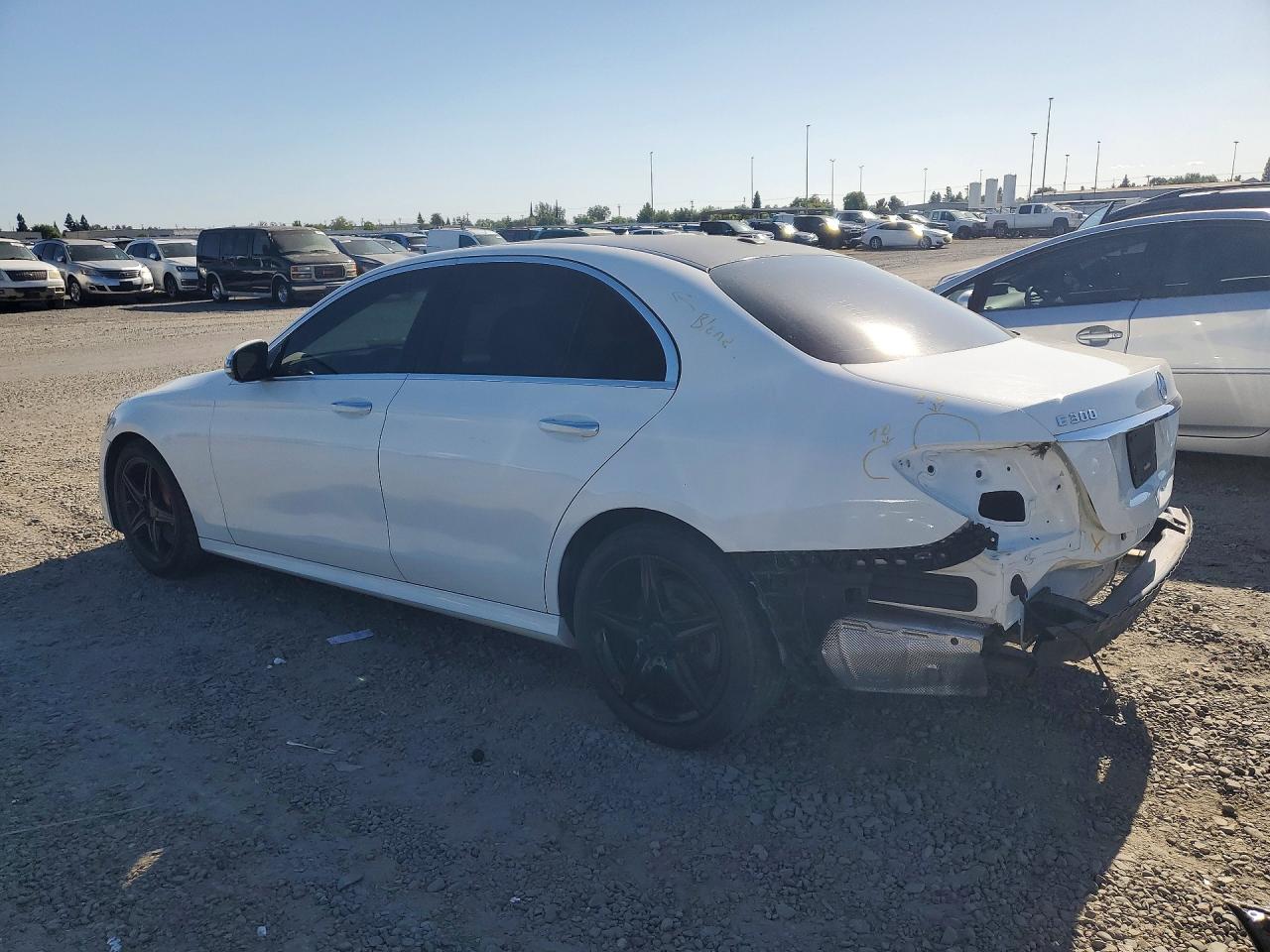 Mercedes-Benz E-Class 300
