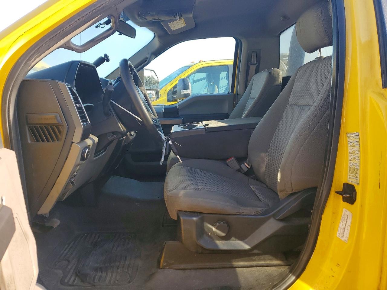 Ford F-550 Super Duty