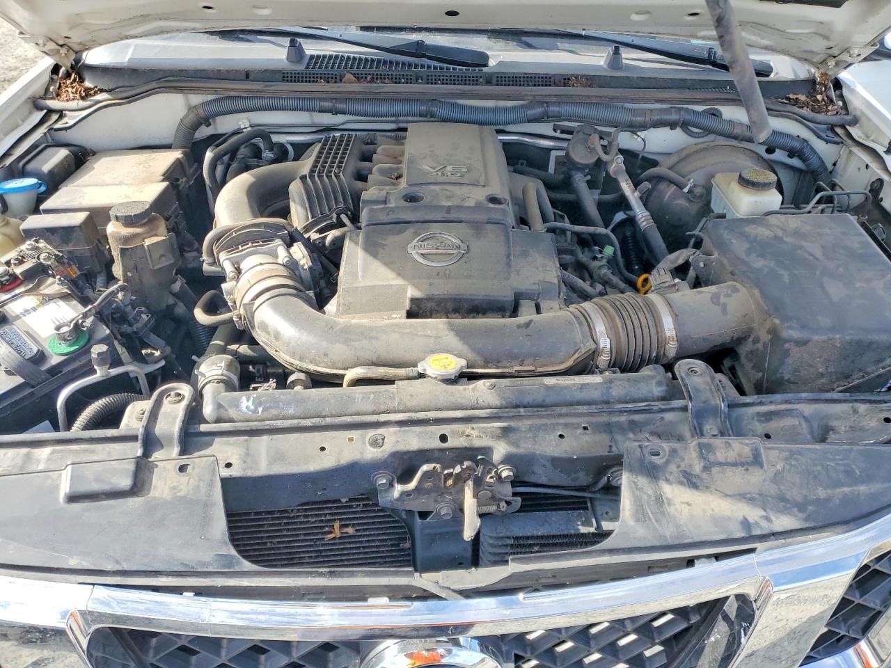 Nissan Pathfinder S Fe+
