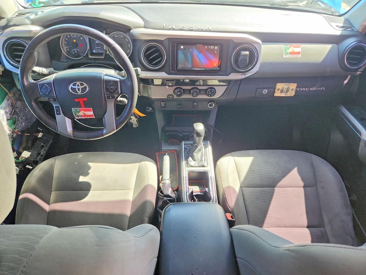 Toyota Tacoma Sr5 V6