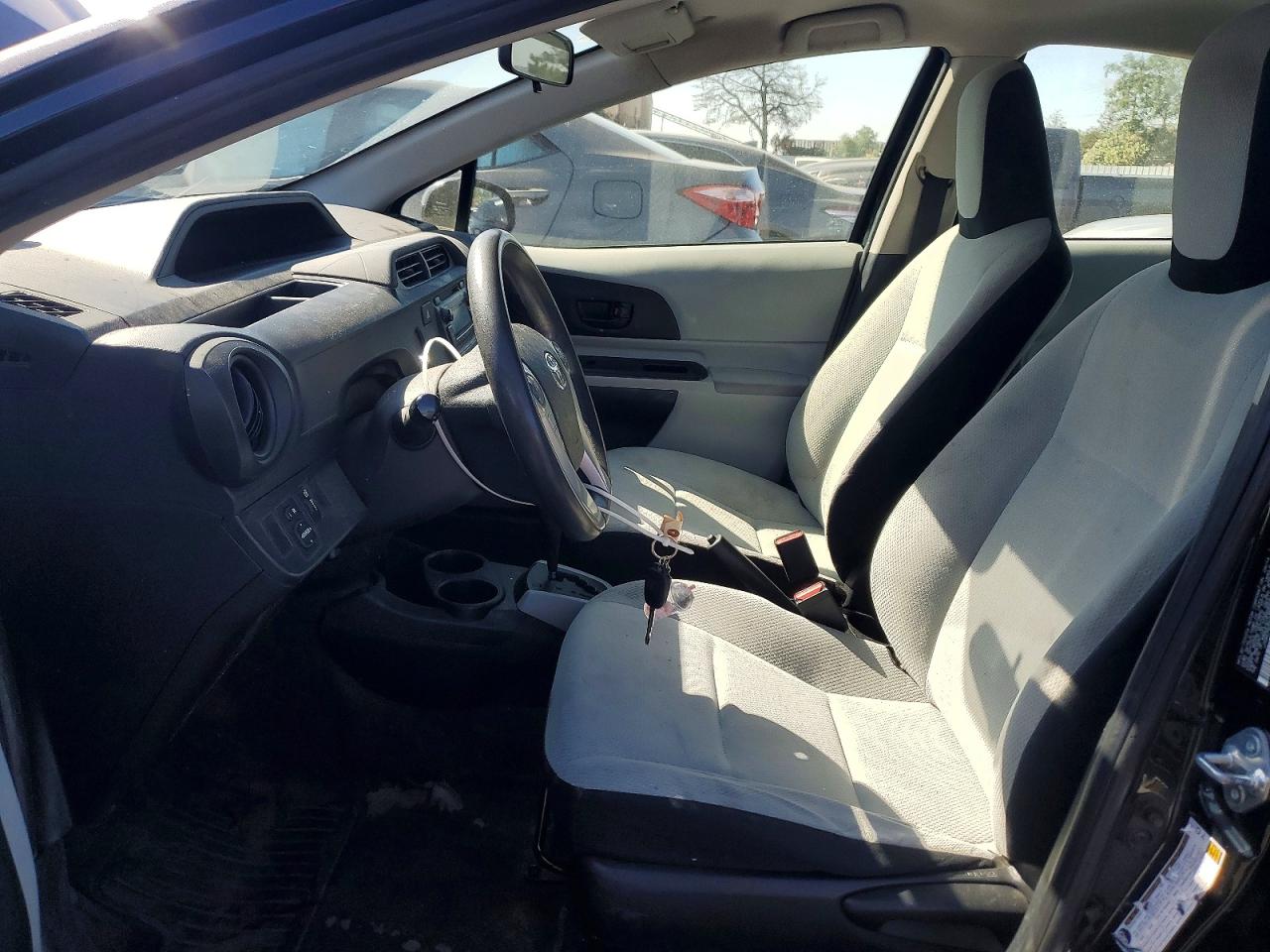 Toyota Prius c One