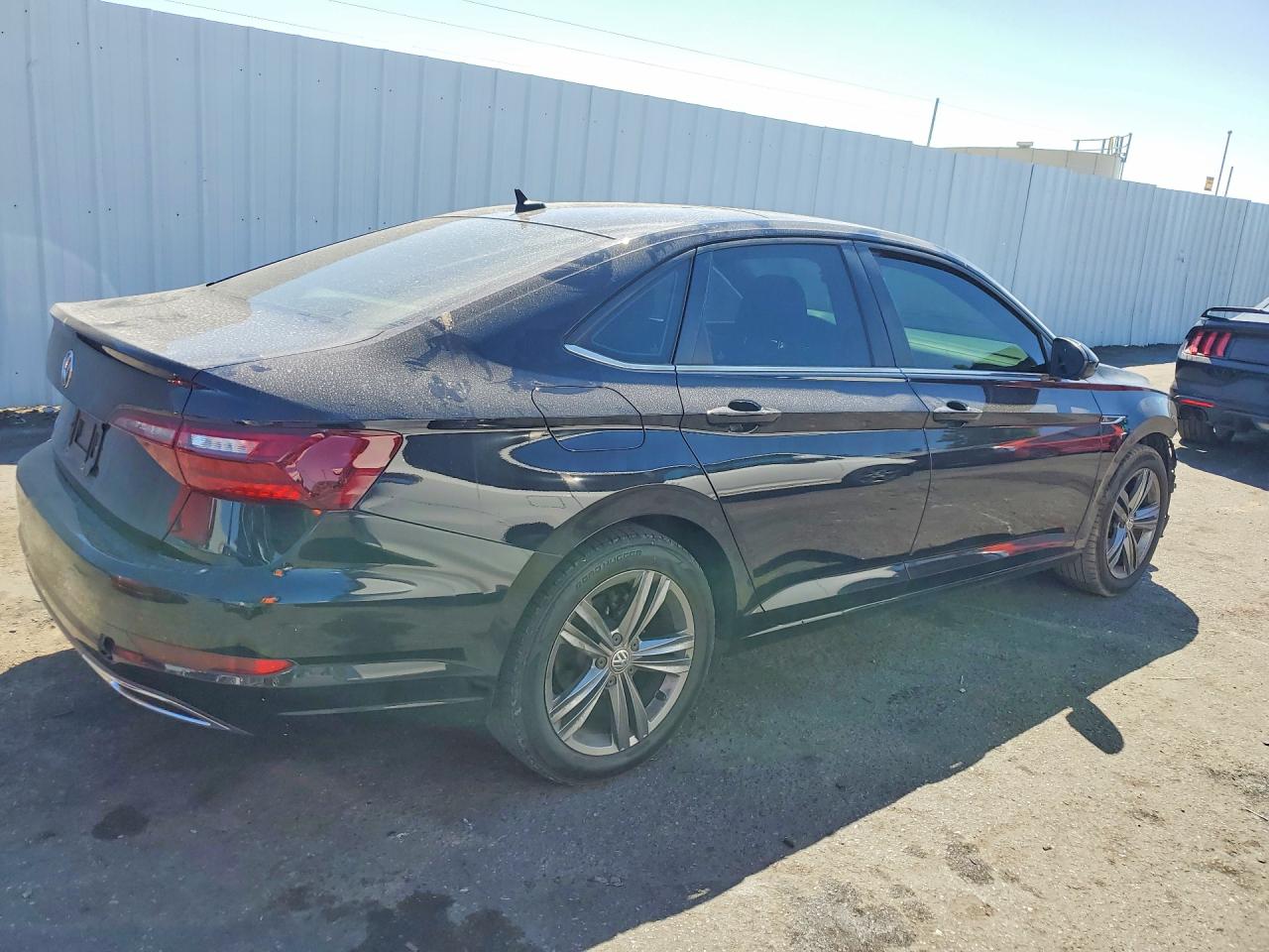 Volkswagen Jetta S