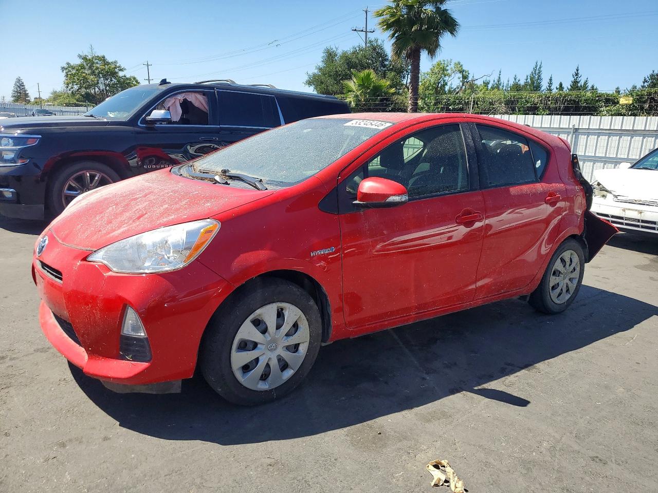 Salvage Toyota Prius Image