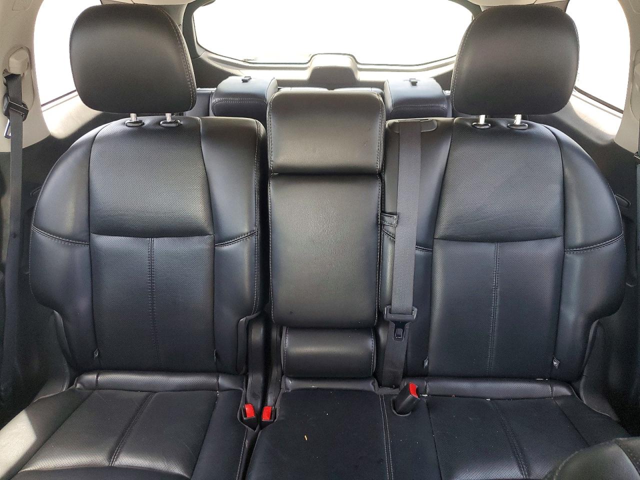 Nissan Pathfinder Platinum