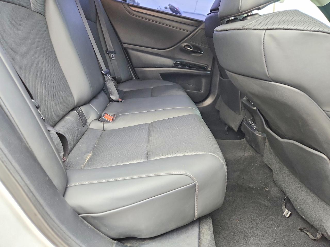 Lexus Es Base