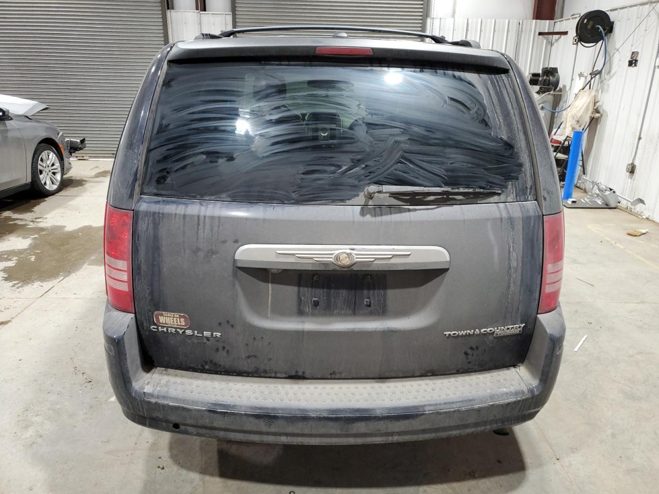 Chrysler Minivan Touring