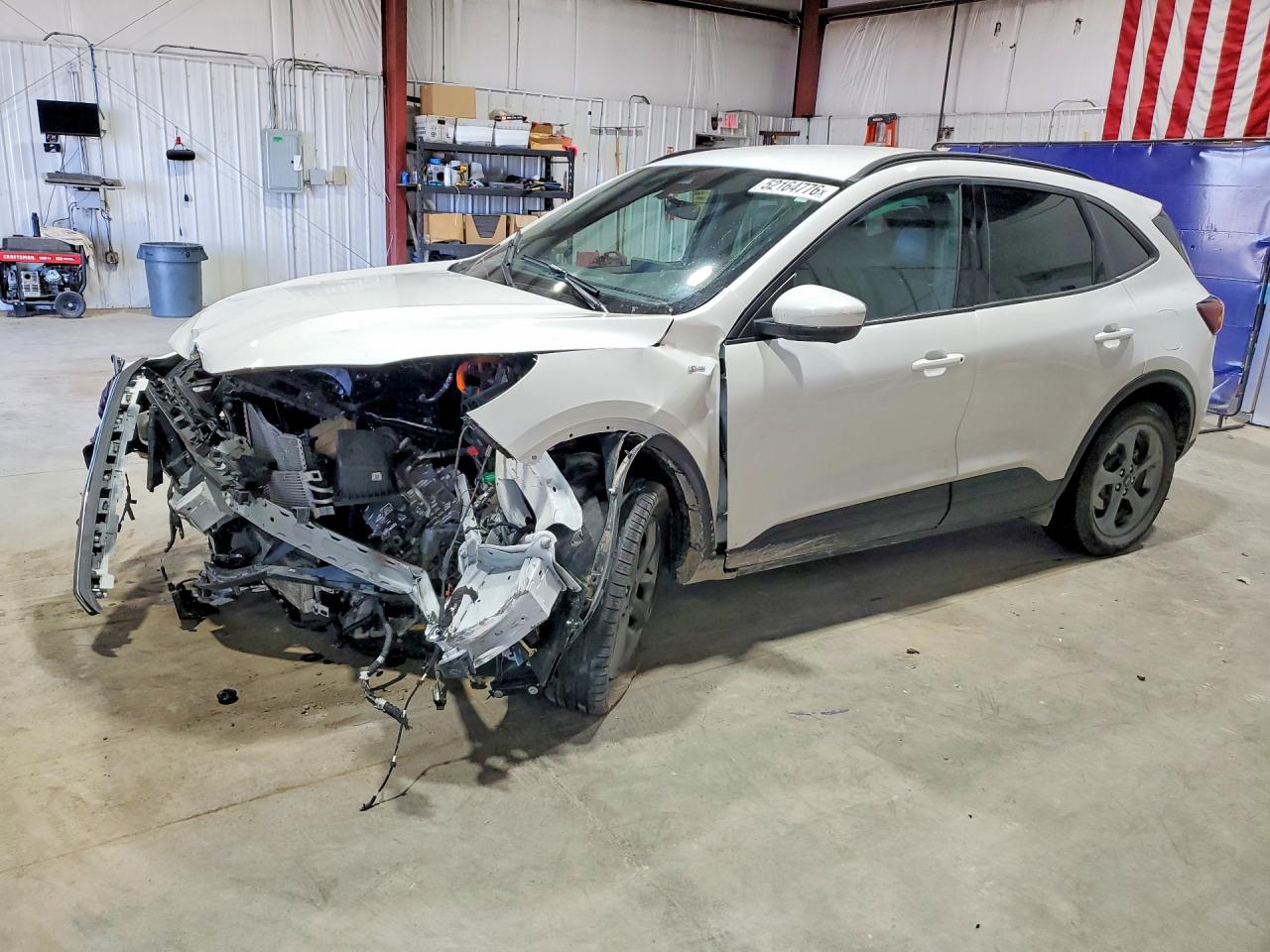 Salvage Ford Escape Image