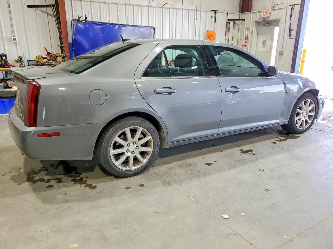 Cadillac STS