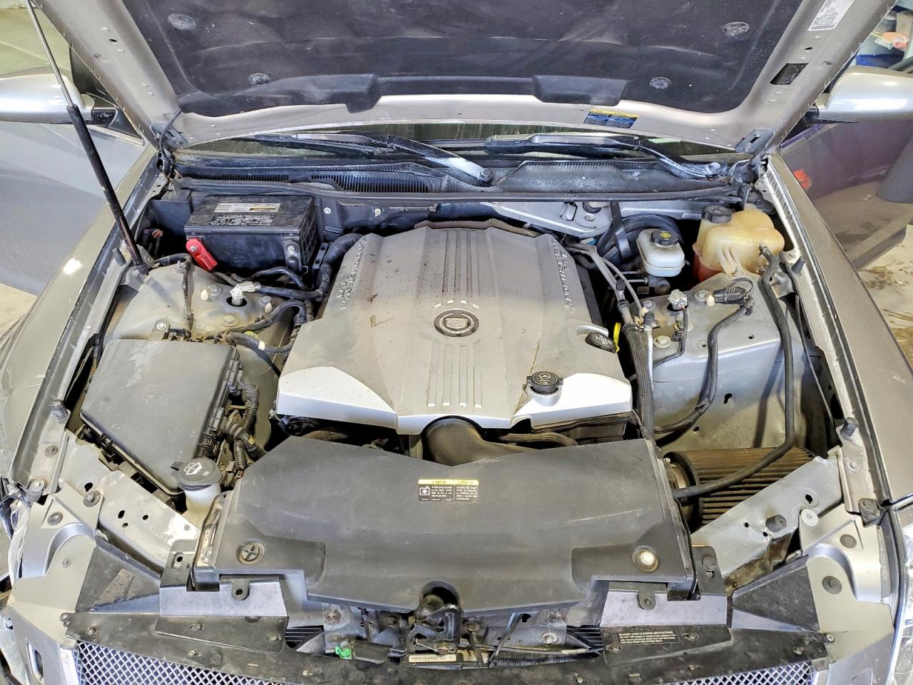 Cadillac STS