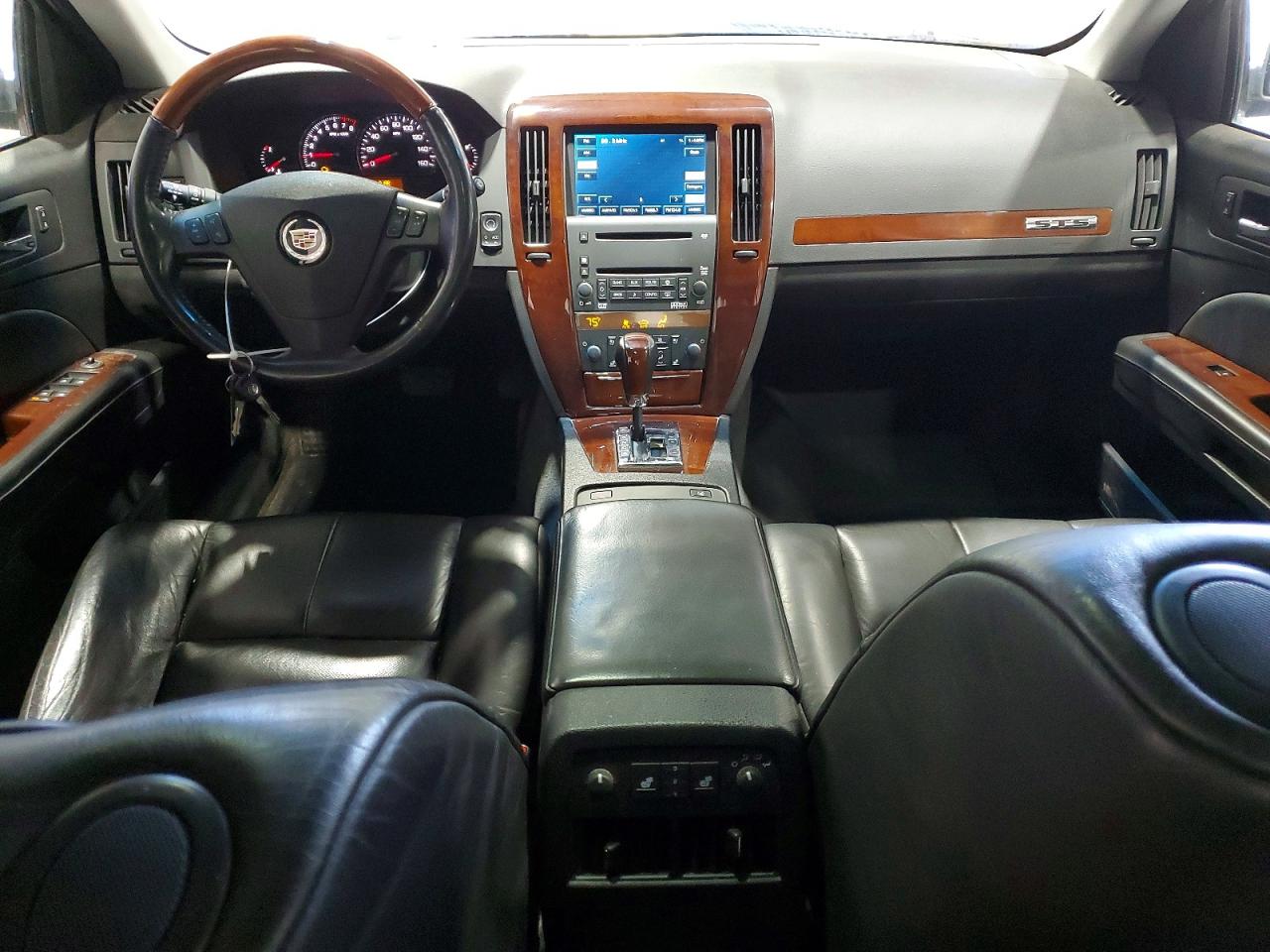 Cadillac STS