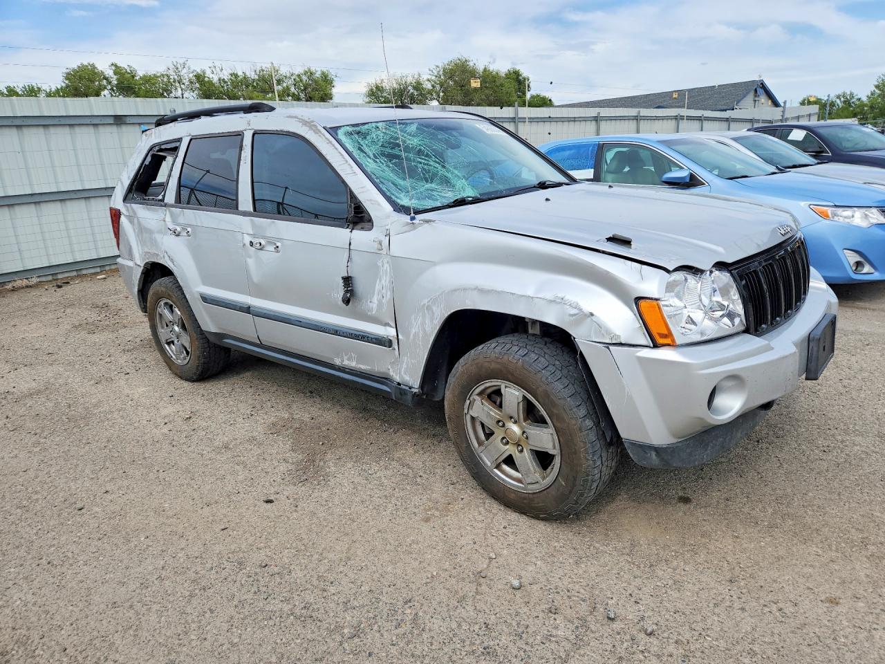 Jeep Cherokee Laredo