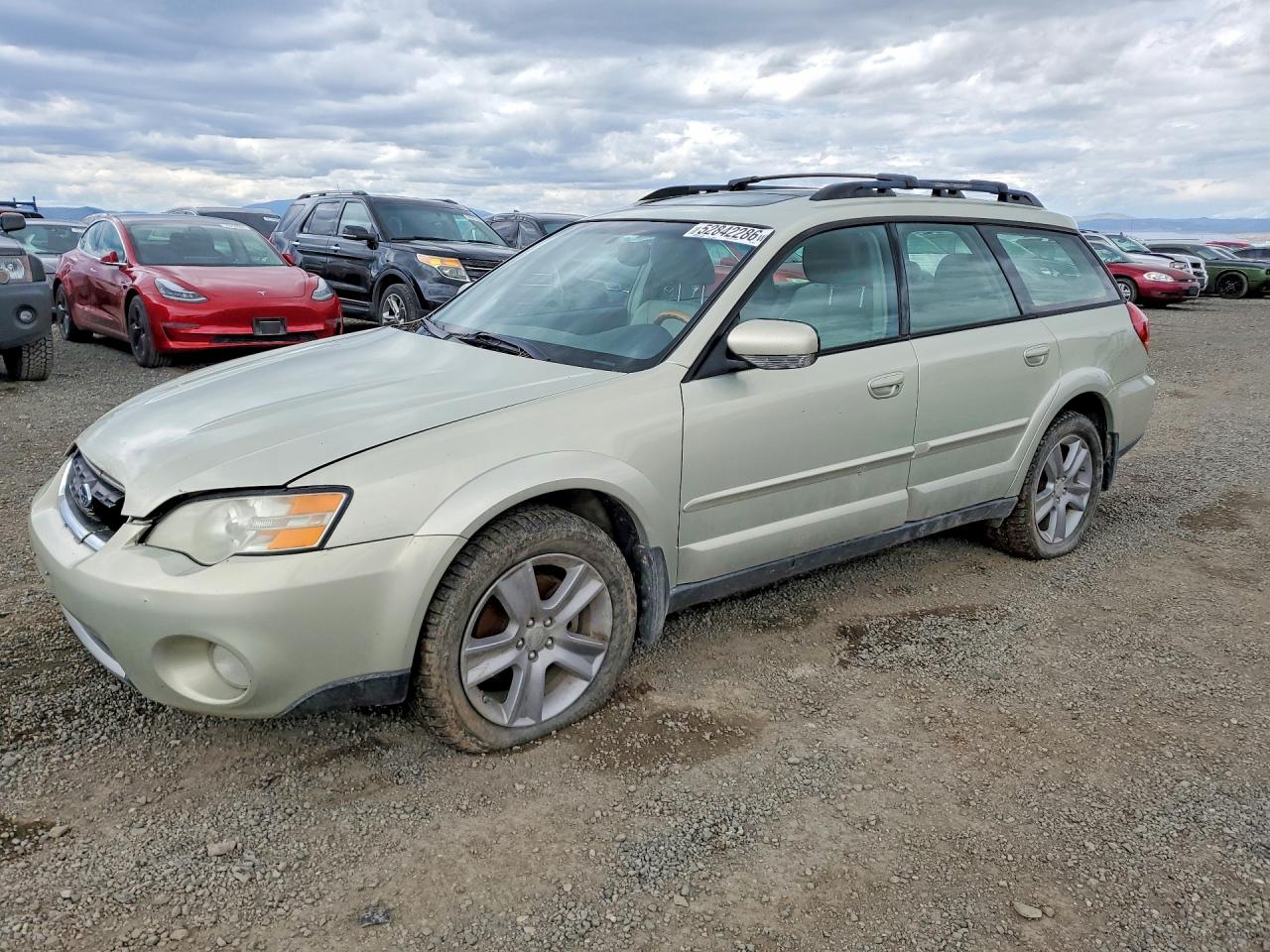 Salvage Subaru Outback Image