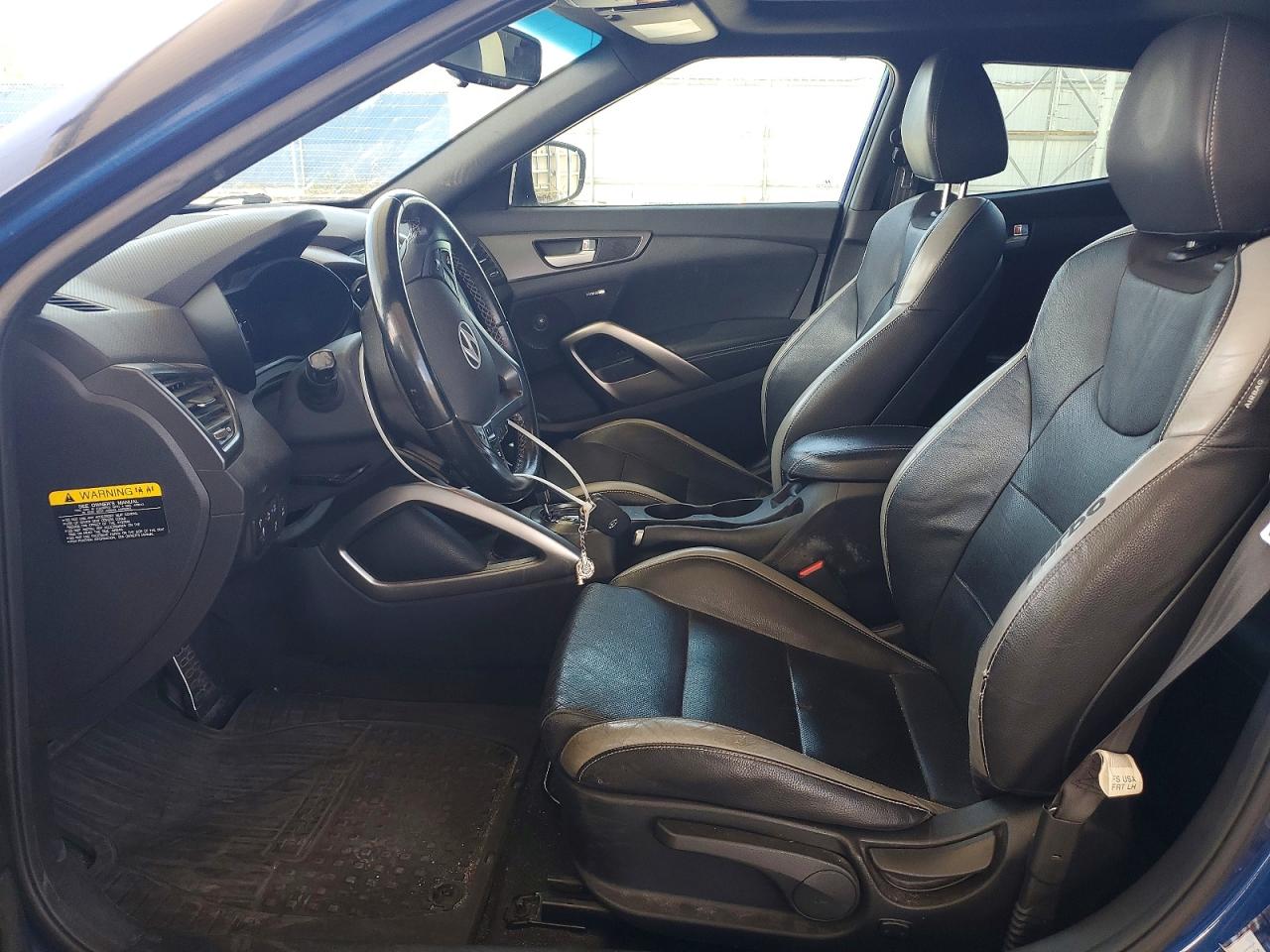 Hyundai VELOSTER Turbo