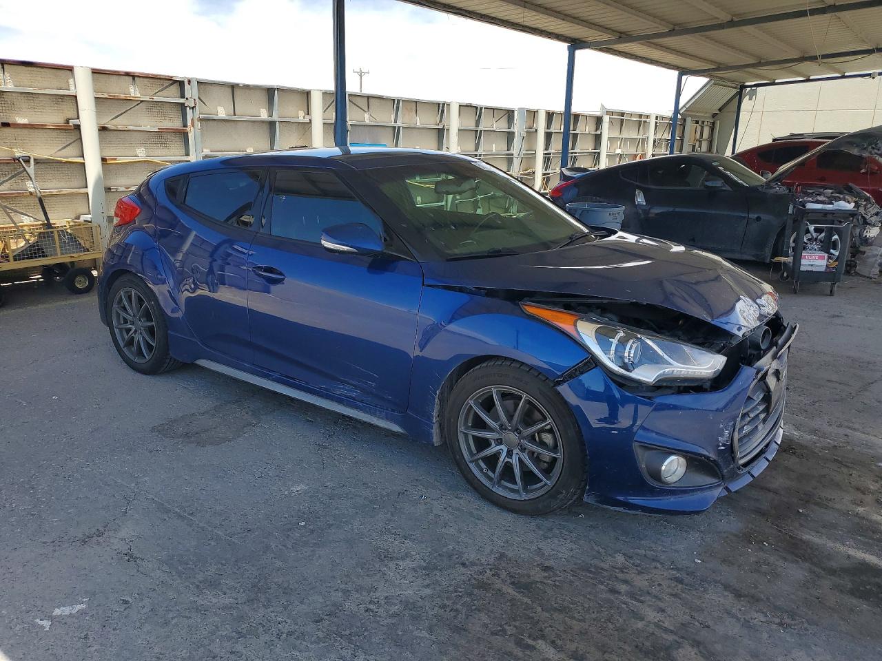 Hyundai VELOSTER Turbo