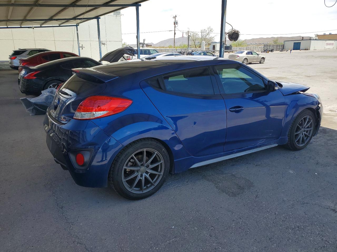 Hyundai VELOSTER Turbo