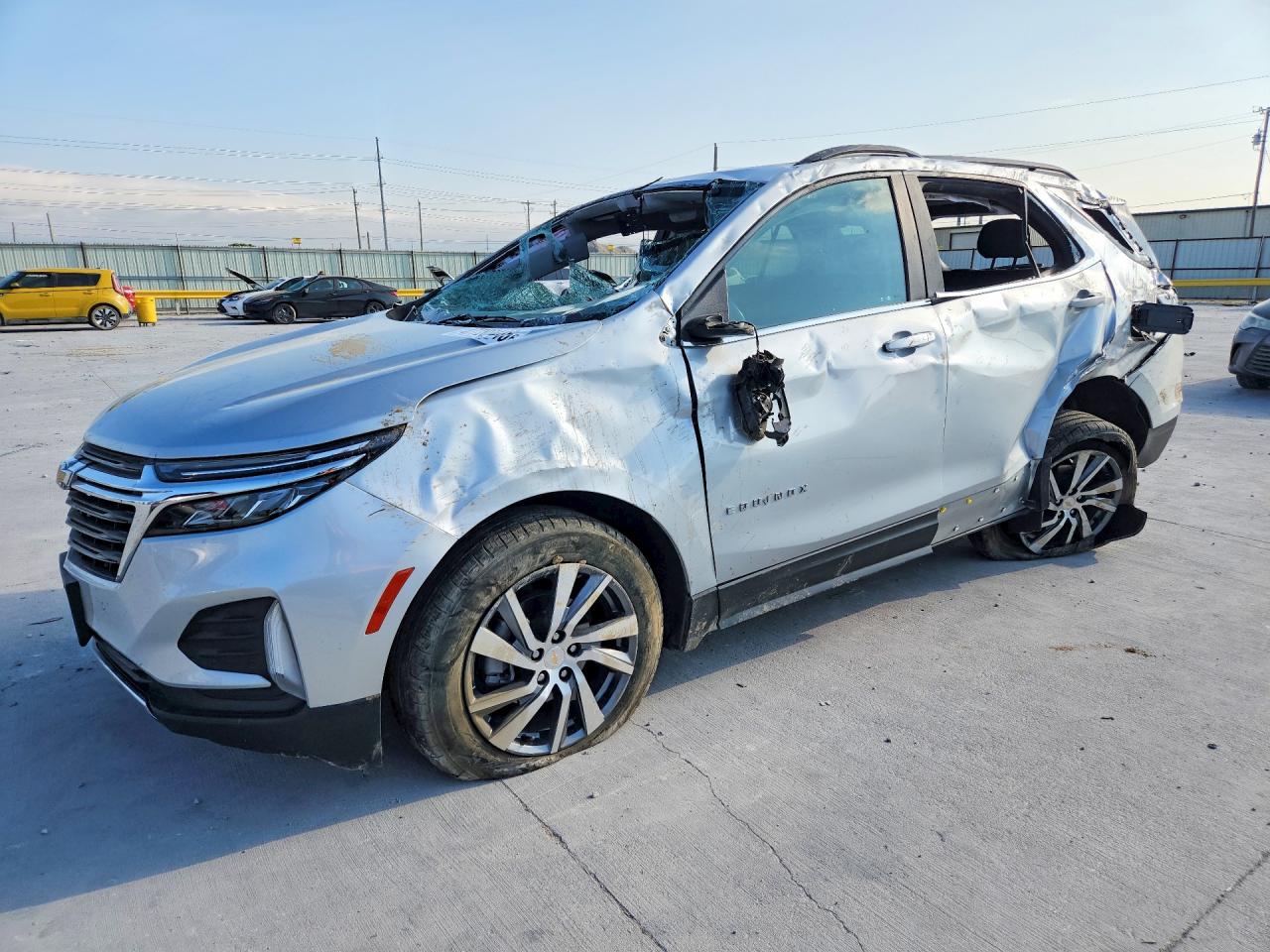 Salvage Chevrolet Equinox Image