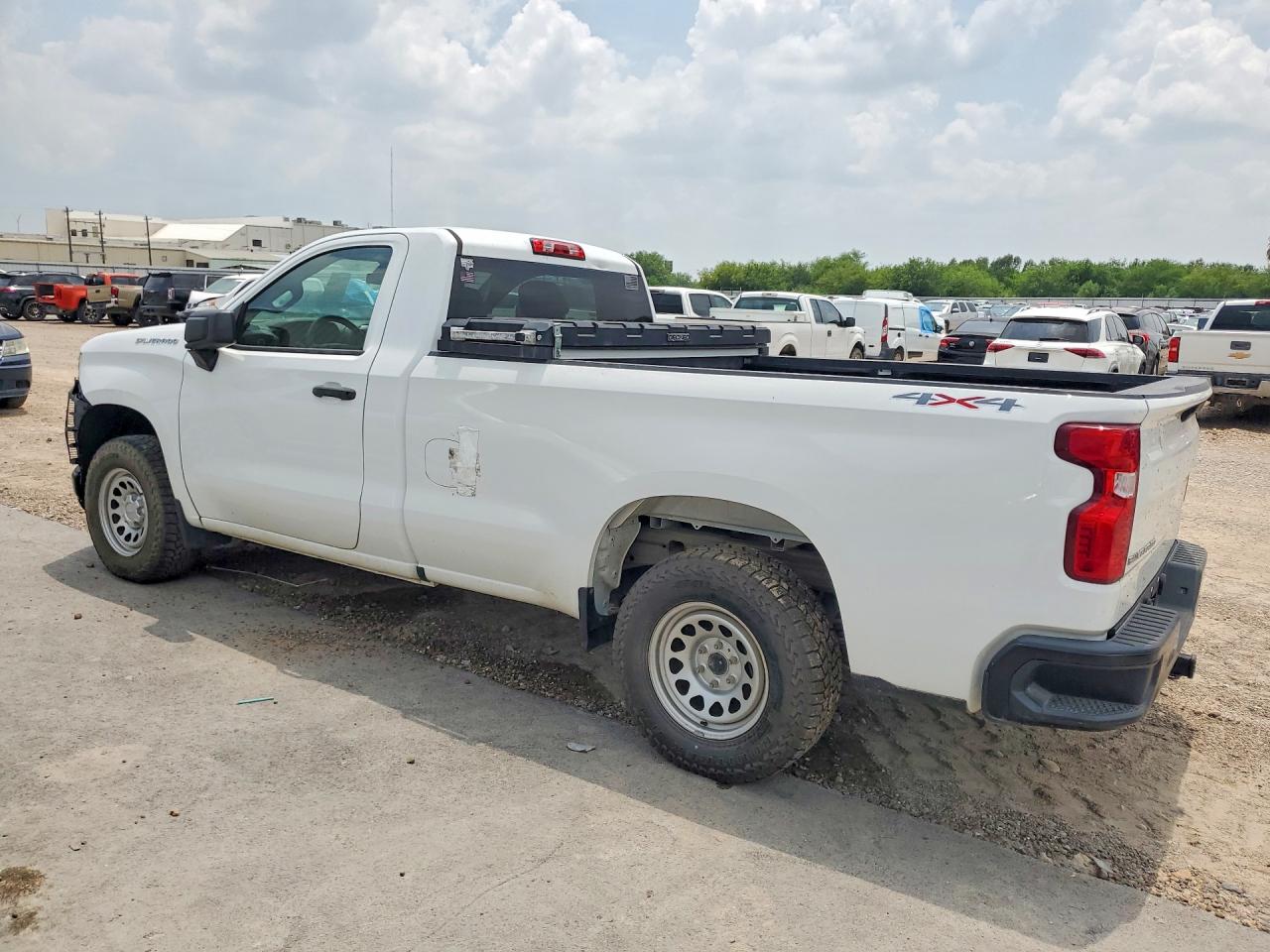 Chevrolet Silverado K1500