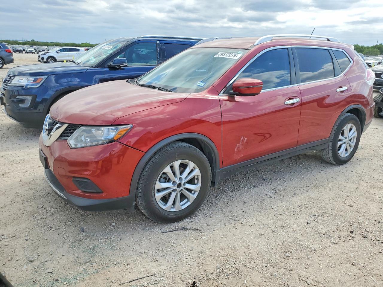 Salvage Nissan Rogue Image