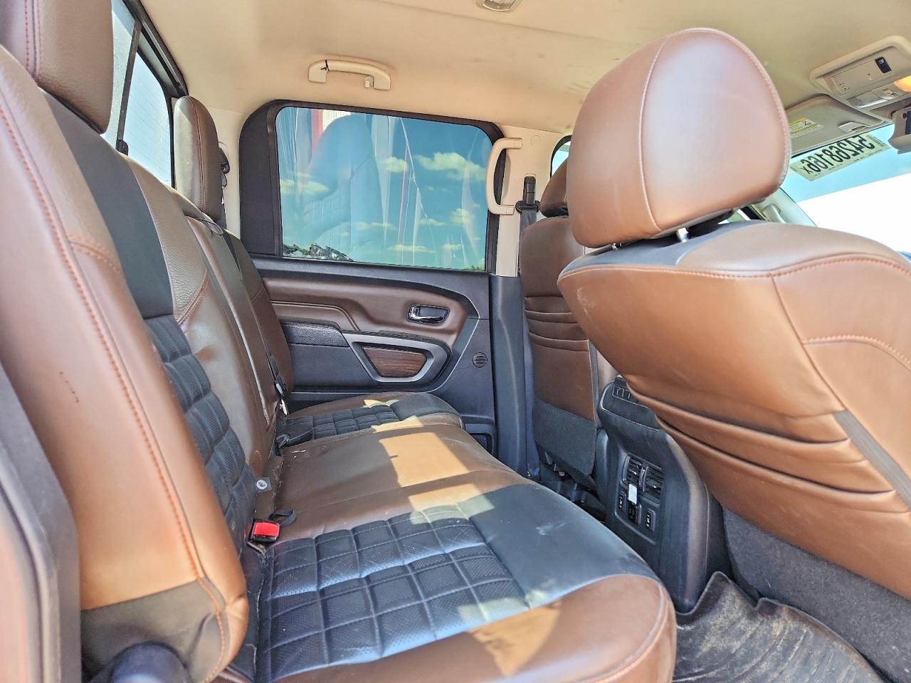 Nissan Titan Platinum Reserve