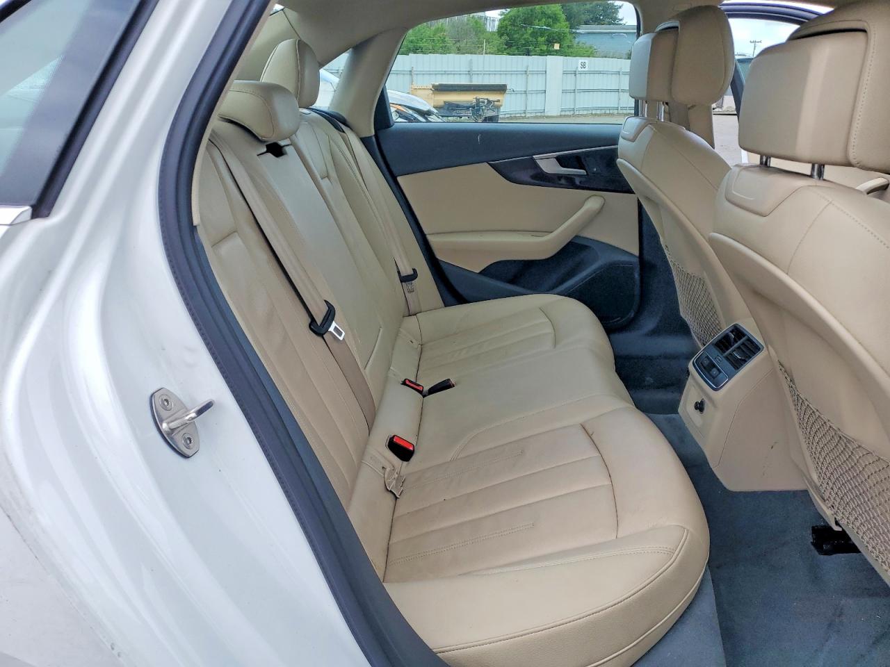 Audi A4 Premium
