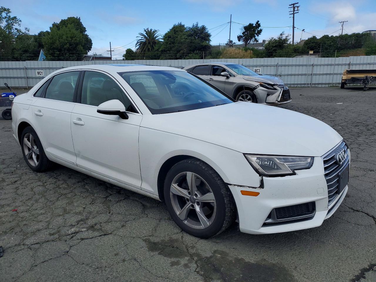 Audi A4 Premium