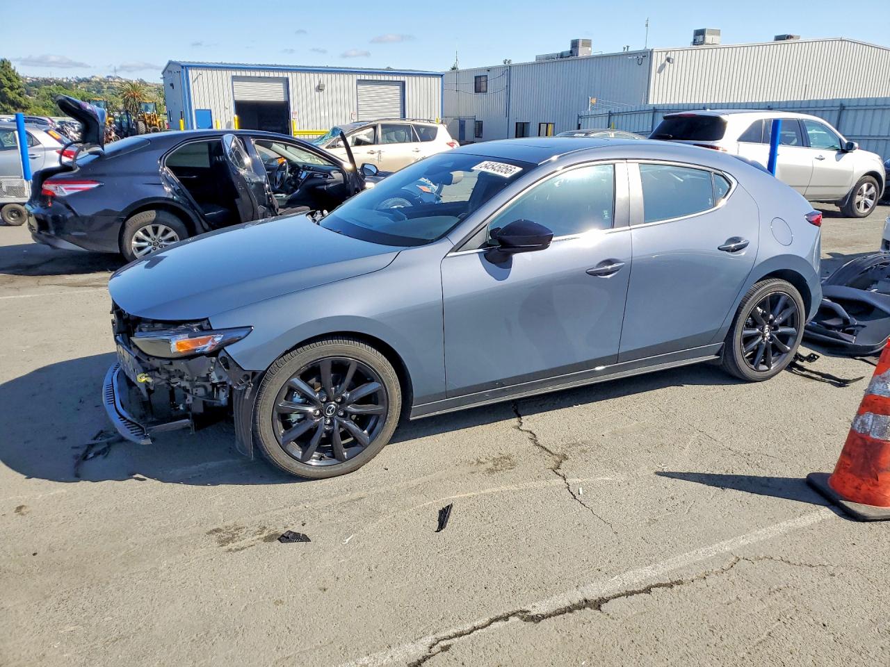 Salvage Mazda 3 Image