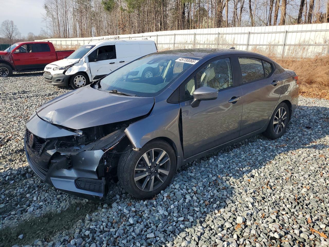 Salvage Nissan Versa Image