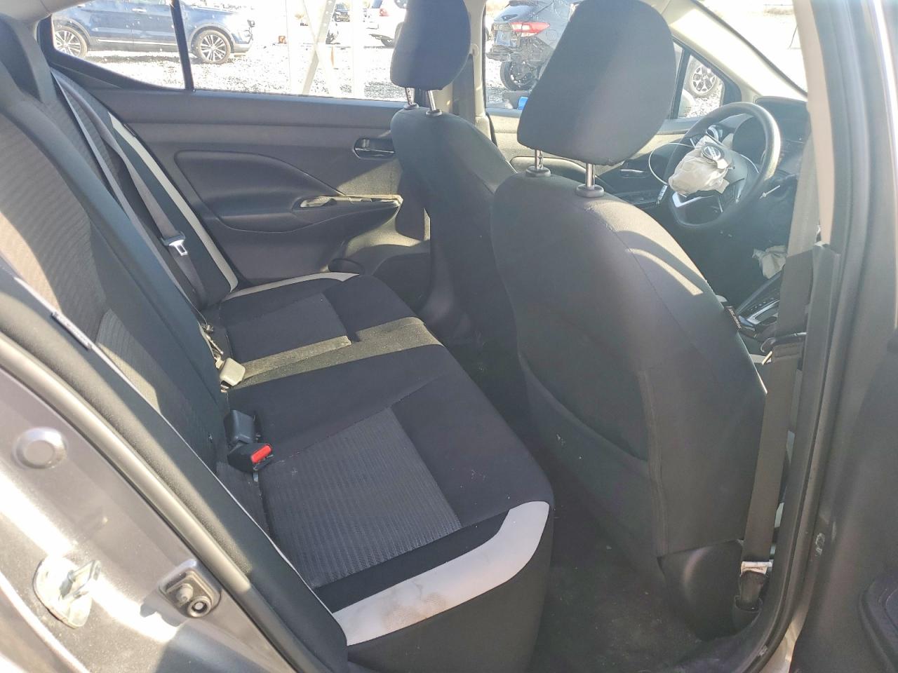 Nissan Versa Sv