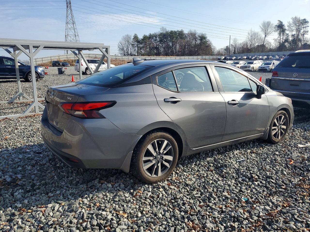 Nissan Versa Sv