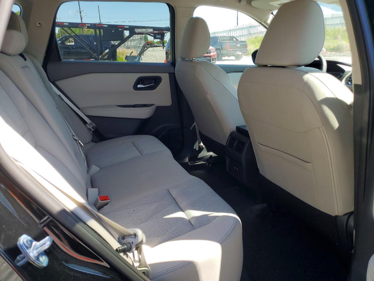 Nissan Rogue Sv