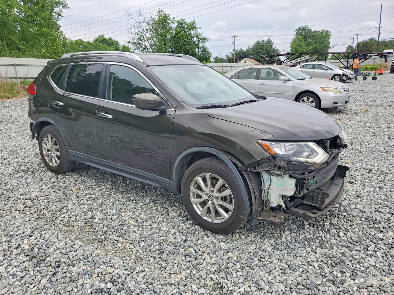 Nissan Rogue Sv