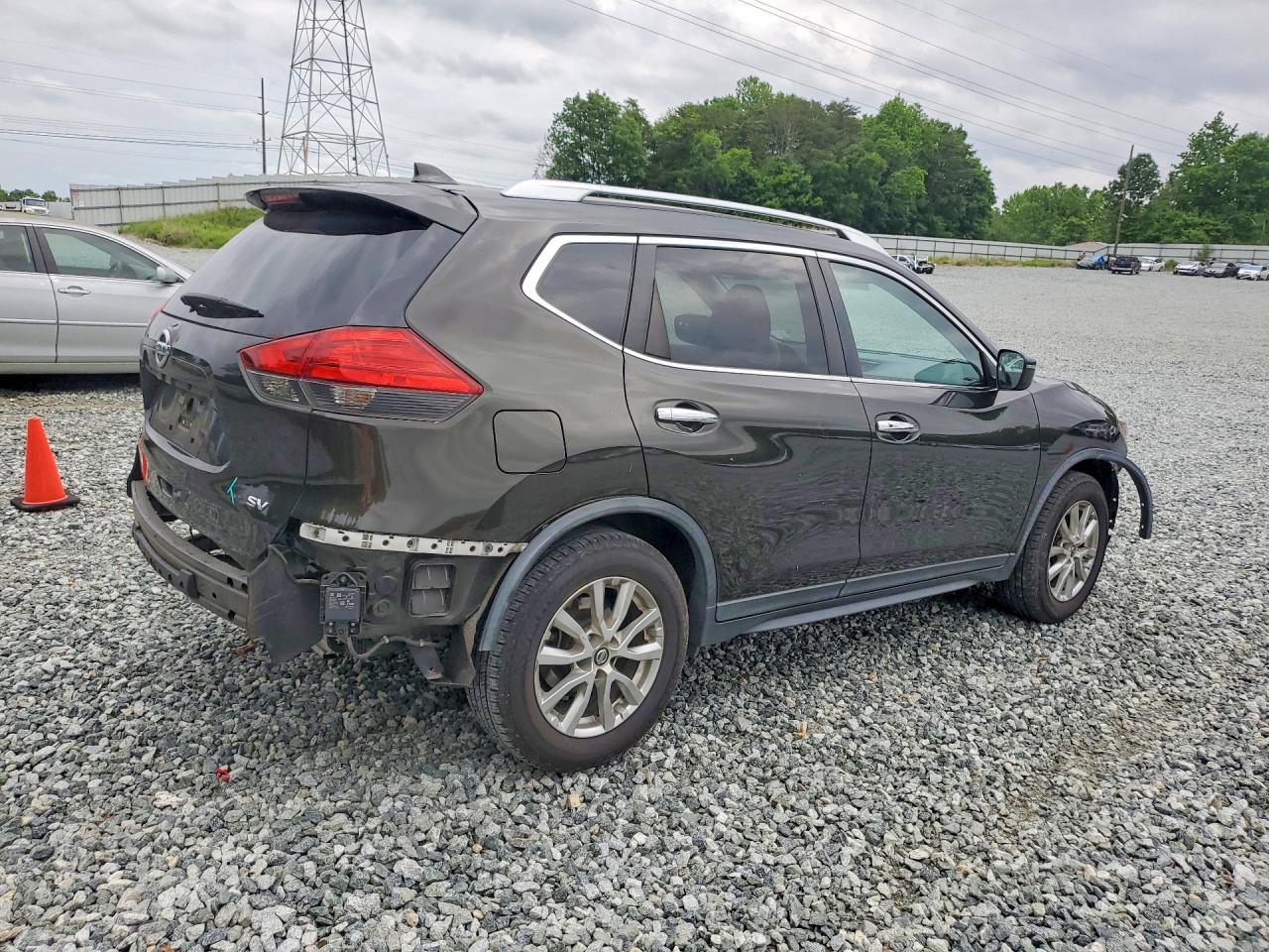 Nissan Rogue Sv