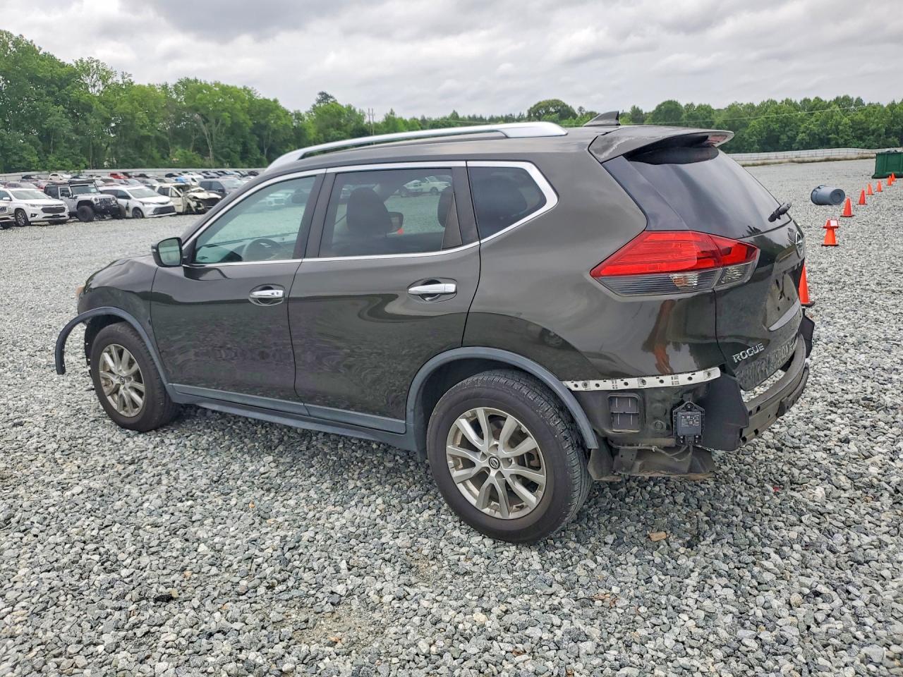 Nissan Rogue Sv