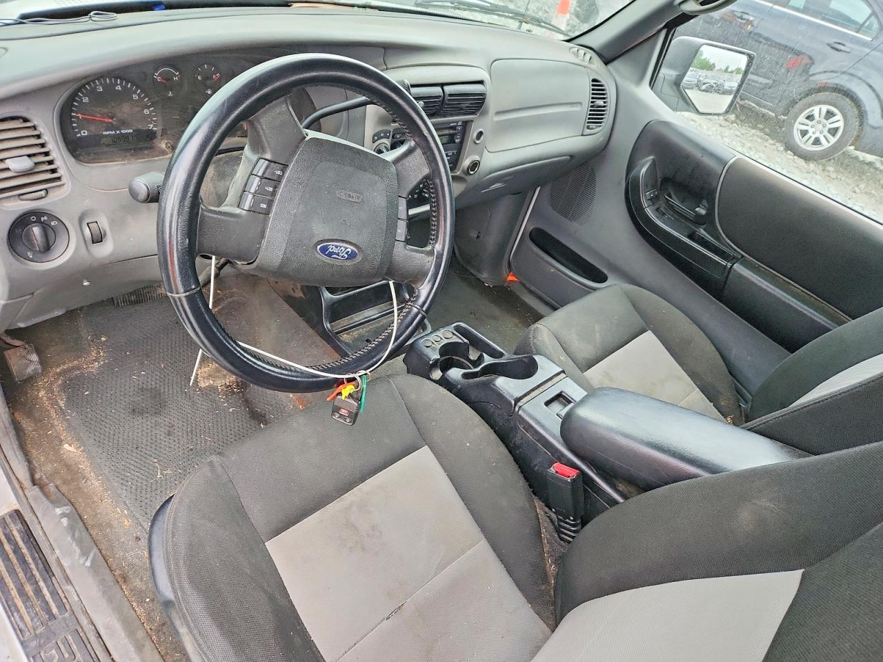 Ford Ranger Super Cab