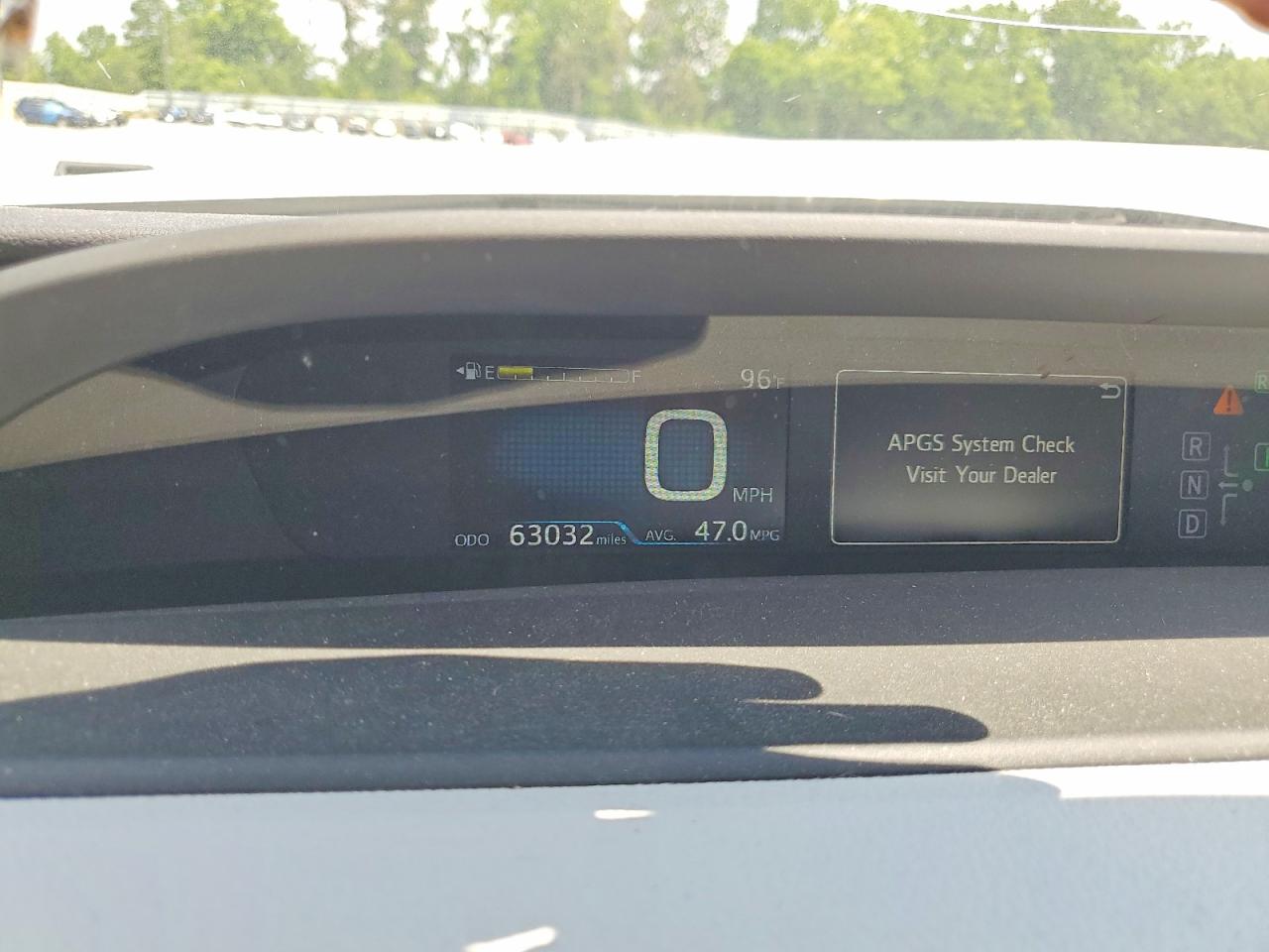 Toyota Prius Three