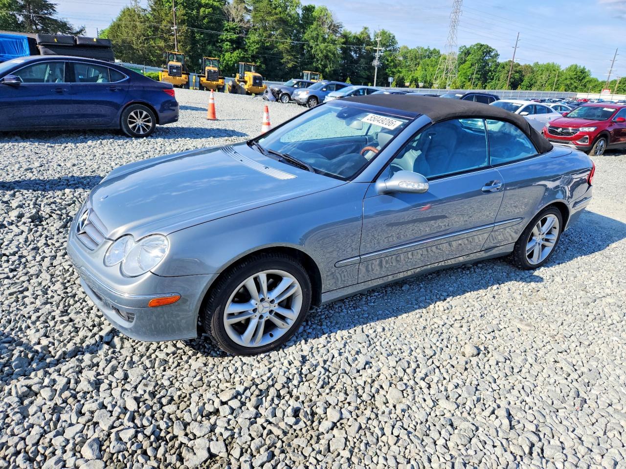 Salvage Mercedes-Benz Clk-class Image