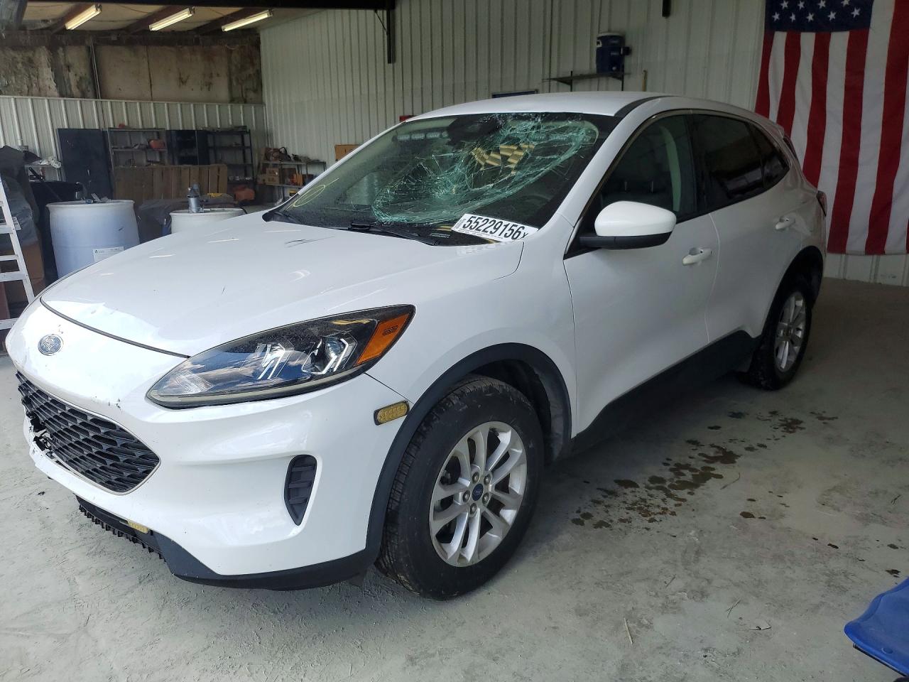 Salvage Ford Escape Image
