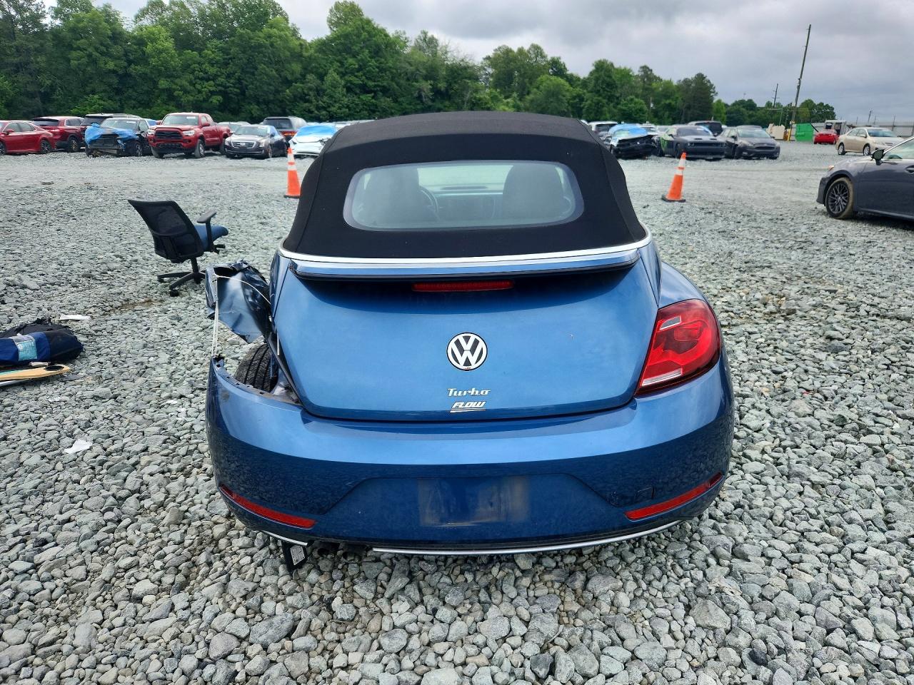 Volkswagen Beetle S