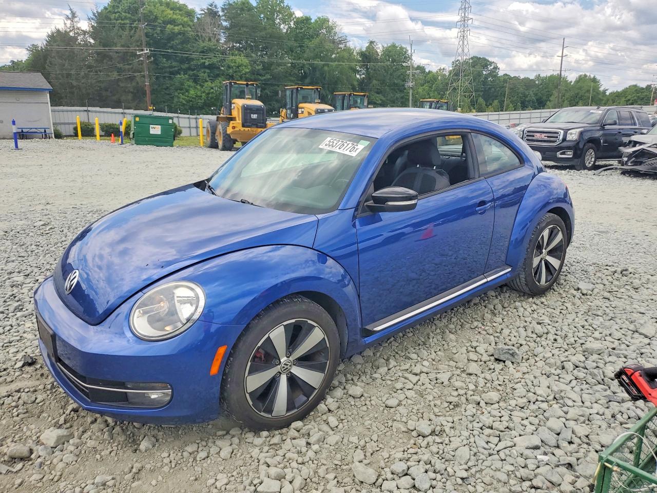 Salvage Volkswagen Beetle Image