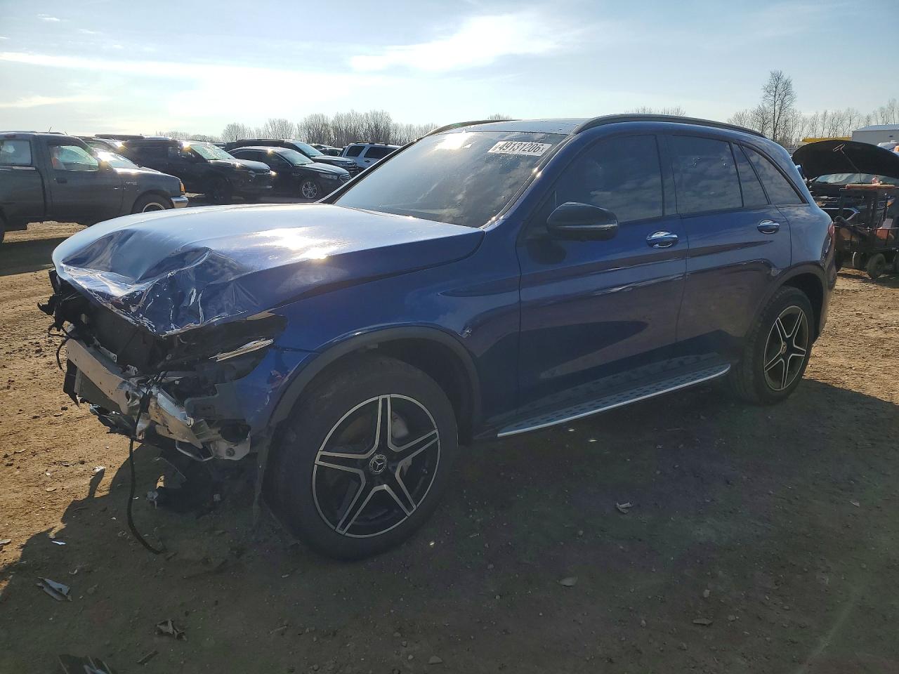 Salvage Mercedes-Benz GLC Image