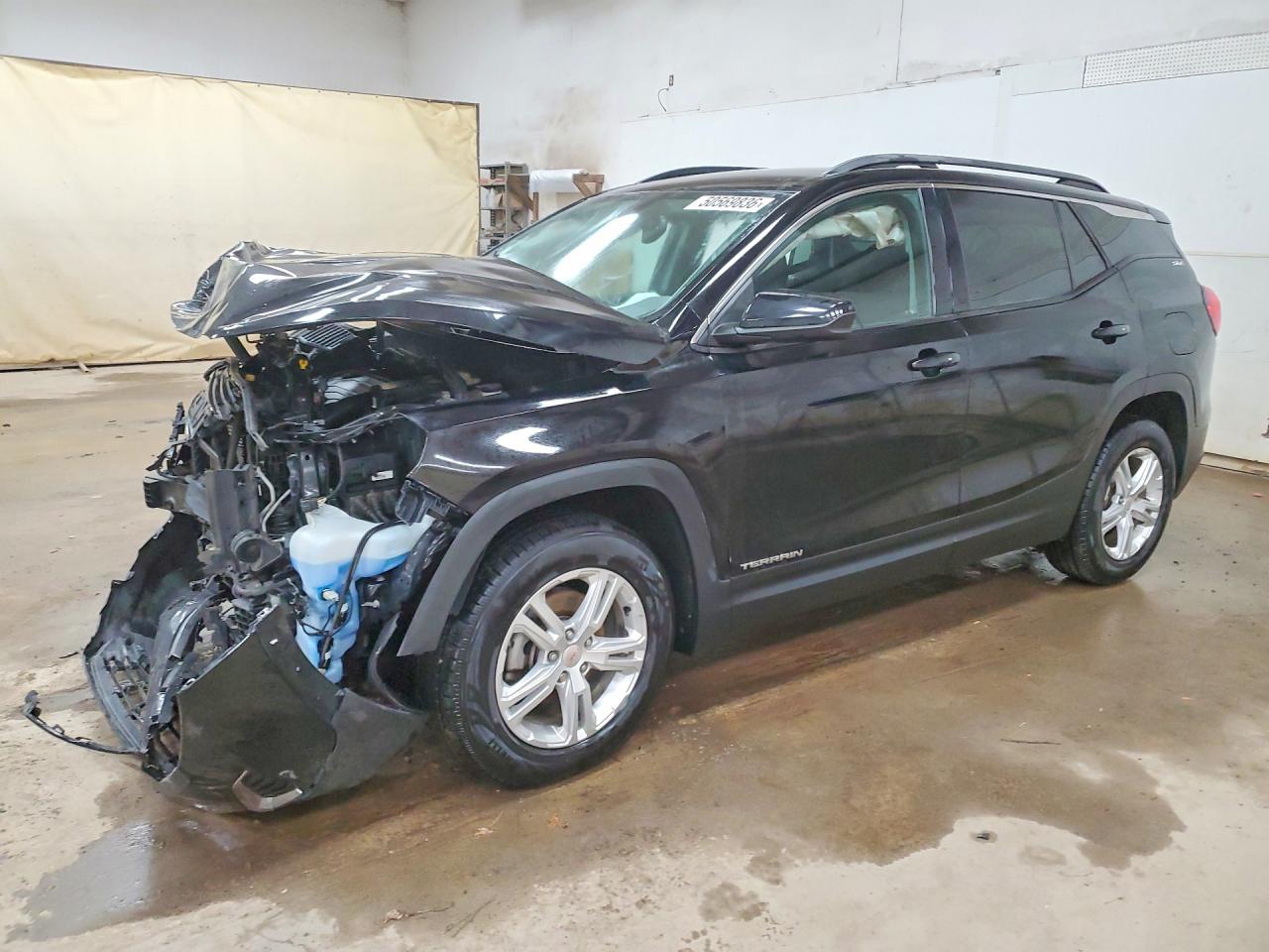 Salvage GMC Terrain Image