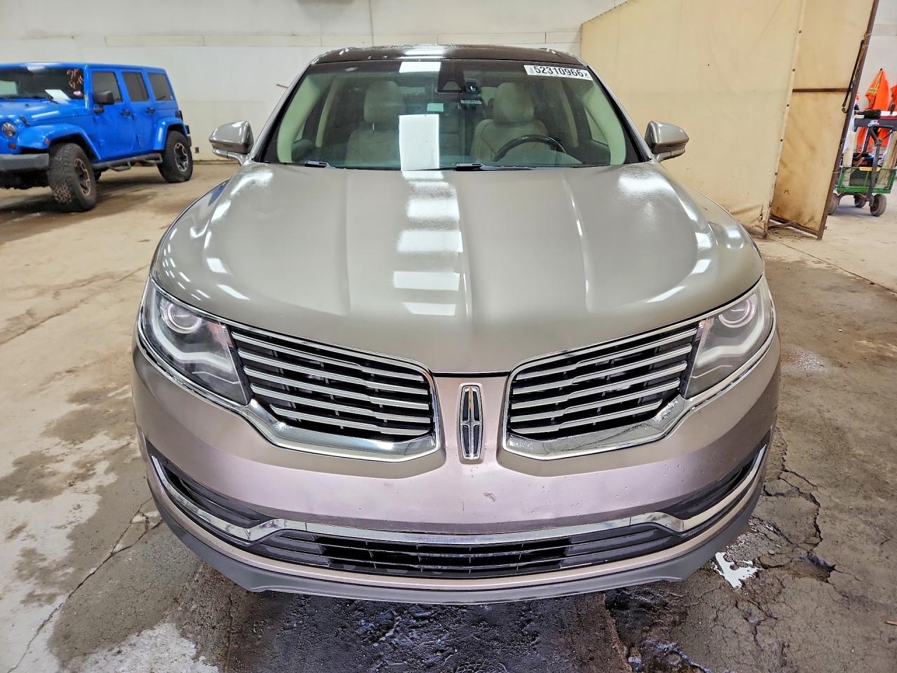 Lincoln MKX Reserve