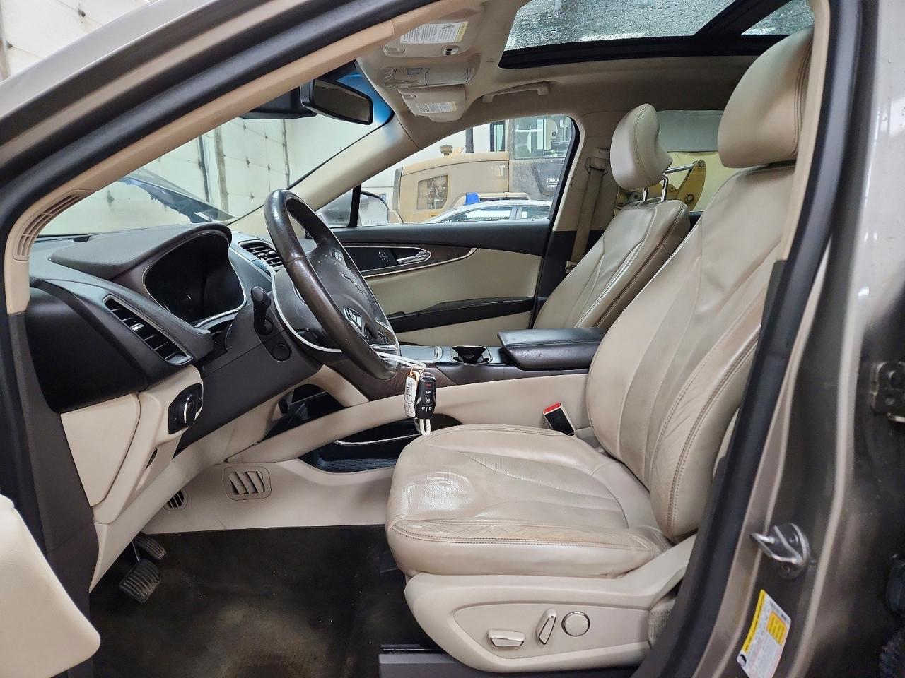 Lincoln MKX Reserve