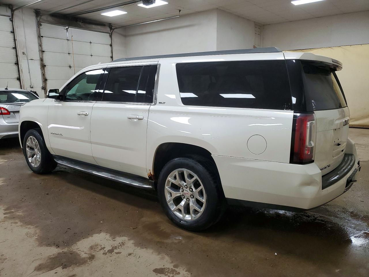 GMC Yukon K1500 Slt