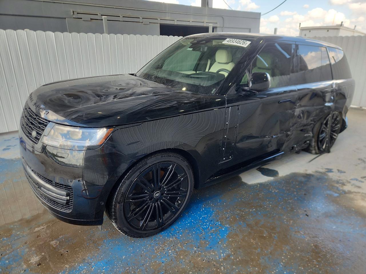 Salvage Land Rover Range Rover Image